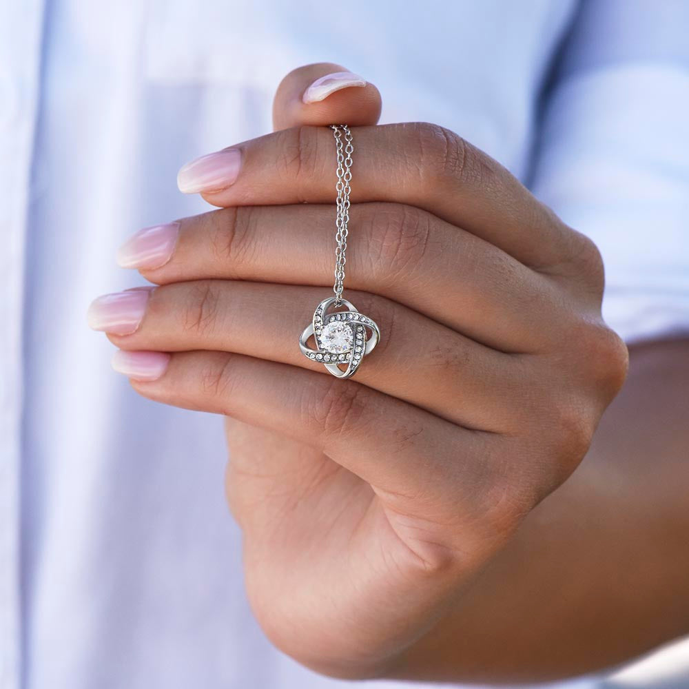 DEAR MOM LOVE KNOT NECKLACE